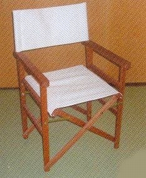 LOT DE 2 FAUTEUILS REALISATEUR PLIABLE EN BOIS EXOTIQUE